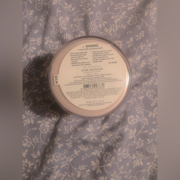 BBW pure wonder 3 wick candle - Picture 3 of 3